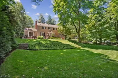75 Club Dr, New Providence, NJ 07901 - Photo 21