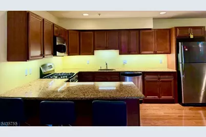 10 Terrace Ave #11, Hasbrouck Heights, NJ 07604 - Photo 3