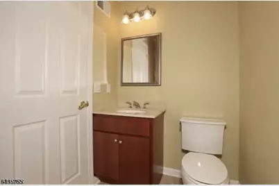 10 Terrace Ave #11, Hasbrouck Heights, NJ 07604 - Photo 19