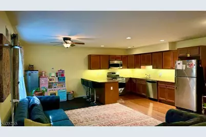 10 Terrace Ave #11, Hasbrouck Heights, NJ 07604 - Photo 5