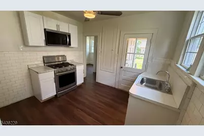 1126 Kensington Ave, Plainfield, NJ 07060 - Photo 9