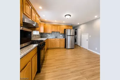 13 Talbot St #1, Montclair, NJ 07042 - Photo 5