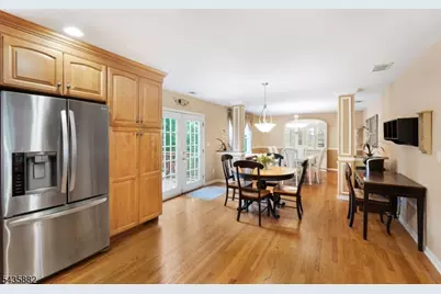 8 Robin Rd, Somerville, NJ 08876 - Photo 7