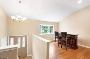 8 Robin Rd, Somerville, NJ 08876 - Photo 3