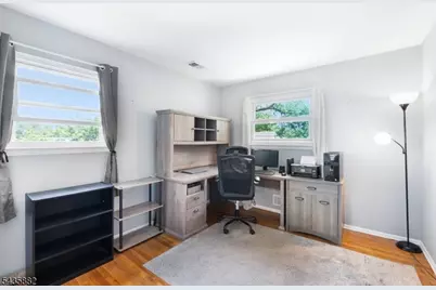 8 Robin Rd, Somerville, NJ 08876 - Photo 17