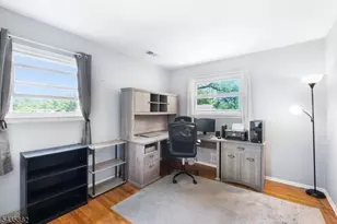 8 Robin Rd, Somerville, NJ 08876 - Photo 17