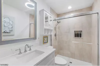 8 Robin Rd, Somerville, NJ 08876 - Photo 15