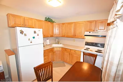 199 North Beverwyck Rd. A- #3, Parsippany, NJ 07034 - Photo 5
