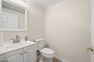 20 Indian Run Rd, Washington Township, NJ 07853 - Photo 43