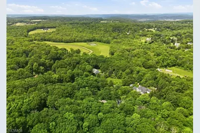 20 Indian Run Rd, Washington Township, NJ 07853 - Photo 49