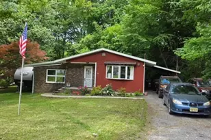 5 Lakeview Dr S, Vernon Twp., NJ 07419 - Photo 3