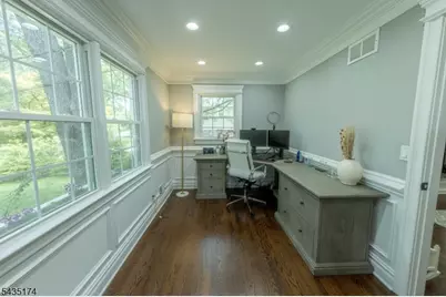 27 Burlington Rd, Berkeley Heights Township, NJ 07974 - Photo 9