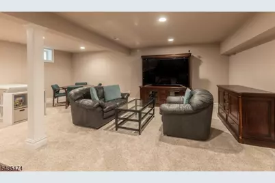 27 Burlington Rd, Berkeley Heights Township, NJ 07974 - Photo 35