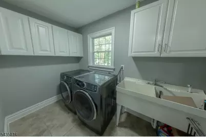 27 Burlington Rd, Berkeley Heights Township, NJ 07974 - Photo 35