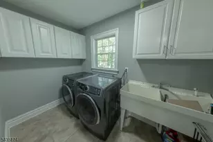 27 Burlington Rd, Berkeley Heights Township, NJ 07974 - Photo 35
