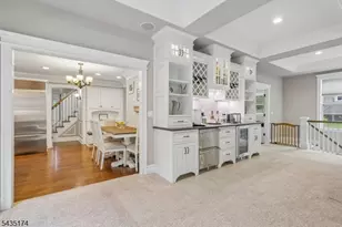27 Burlington Rd, Berkeley Heights Township, NJ 07974 - Photo 9