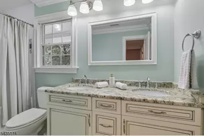 27 Burlington Rd, Berkeley Heights Township, NJ 07974 - Photo 29
