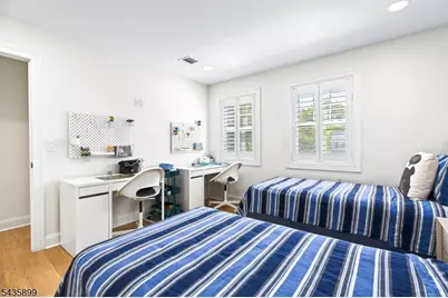905 Harding St, Westfield, NJ 07090 - Photo 27