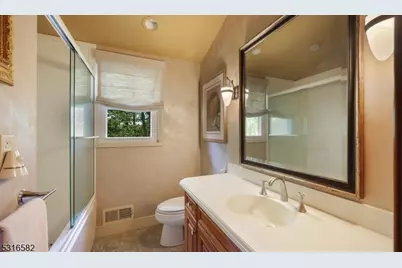 5 Johanna Ln, Watchung, NJ 07069 - Photo 21