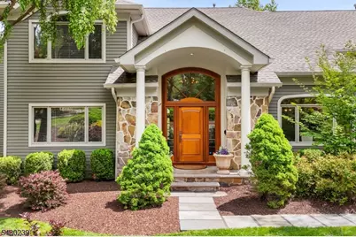 7 Heath Dr, Chester, NJ 07930 - Photo 3