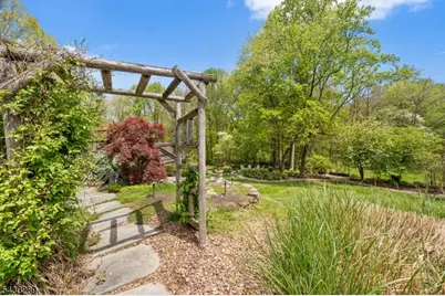 7 Heath Dr, Chester, NJ 07930 - Photo 45