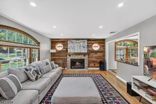34 Sweetman Ln, West Milford Twp., NJ 07480 - Photo 5