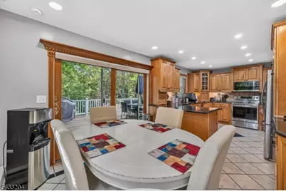 34 Sweetman Ln, West Milford Twp., NJ 07480 - Photo 9
