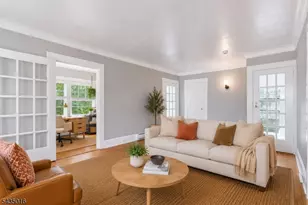 26 Howe Ave, Montclair, NJ 07042 - Photo 11