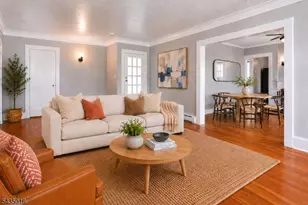 26 Howe Ave, Montclair, NJ 07042 - Photo 7