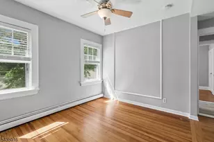 26 Howe Ave, Montclair, NJ 07042 - Photo 17