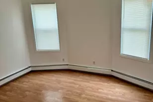 47 Hilton St, East Orange, NJ 07017 - Photo 3