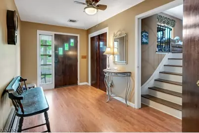 185 Ratzer Rd, Wayne, NJ 07470 - Photo 3