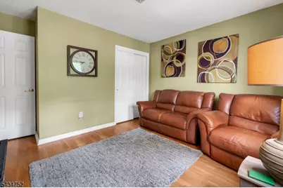 185 Ratzer Rd, Wayne, NJ 07470 - Photo 23