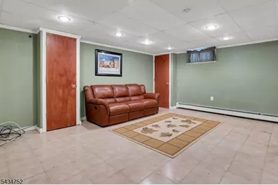 185 Ratzer Rd, Wayne, NJ 07470 - Photo 13