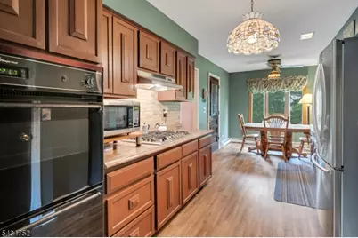 185 Ratzer Rd, Wayne, NJ 07470 - Photo 21