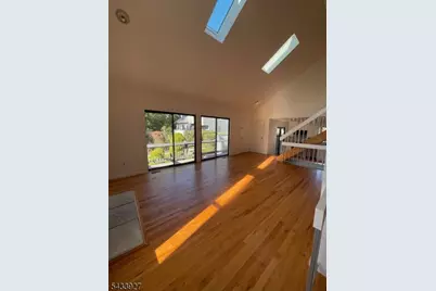 73 Linda Ln, Edison, NJ 08820 - Photo 5