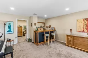 8 Quartz Ln, Paterson, NJ 07501 - Photo 19