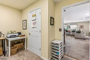 8 Quartz Ln, Paterson, NJ 07501 - Photo 21