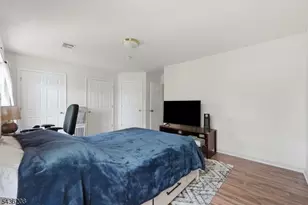 606 S 19th St, Newark, NJ 07103 - Photo 7