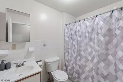 606 S 19th St, Newark, NJ 07103 - Photo 9