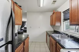 606 S 19th St, Newark, NJ 07103 - Photo 5