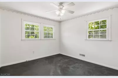 1252 Ringwood Ave, Pompton Lakes, NJ 07442 - Photo 15