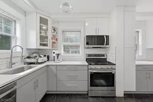 285 W Hudson Ave, Englewood, NJ 07631 - Photo 11