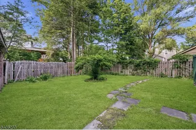 285 W Hudson Ave, Englewood, NJ 07631 - Photo 31