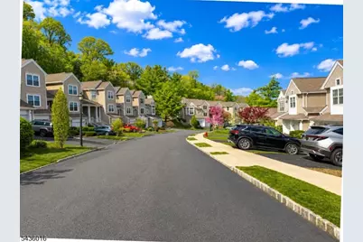 4 Woodmont Dr, Randolph Township, NJ 07869 - Photo 23