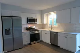 25 Storms Ave, Wanaque, NJ 07420 - Photo 9