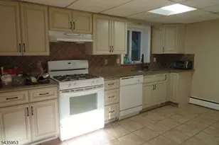 25 Storms Ave, Wanaque, NJ 07420 - Photo 31