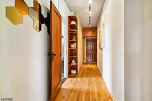 54-60 McWhorter St, Newark, NJ 07105 - Photo 21