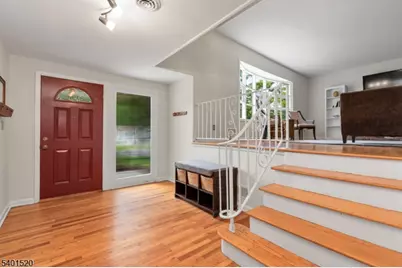 197 Woodbine Cir, New Providence, NJ 07974 - Photo 5