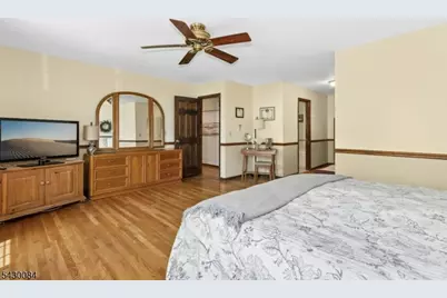220 Queens Ln, Mountainside, NJ 07092 - Photo 21